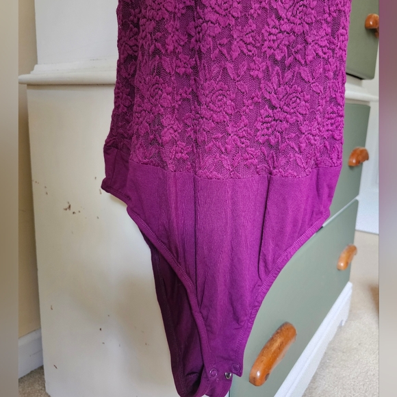 Torrid Lace High Neck Bodysuit Stretch Knit Bottom Plum Purple Lace See Through - Picture 3 of 7